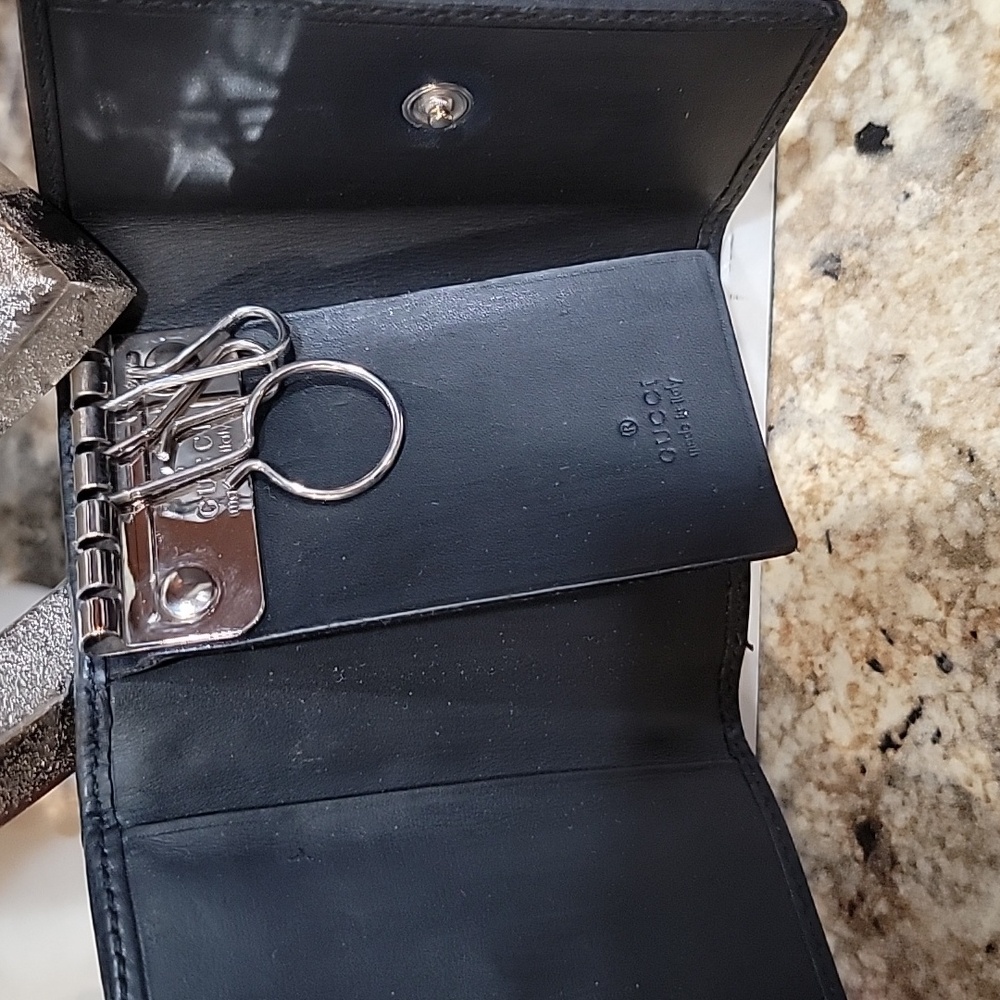 GUCCI  KEY RING HOLDER - Picture 7 of 9